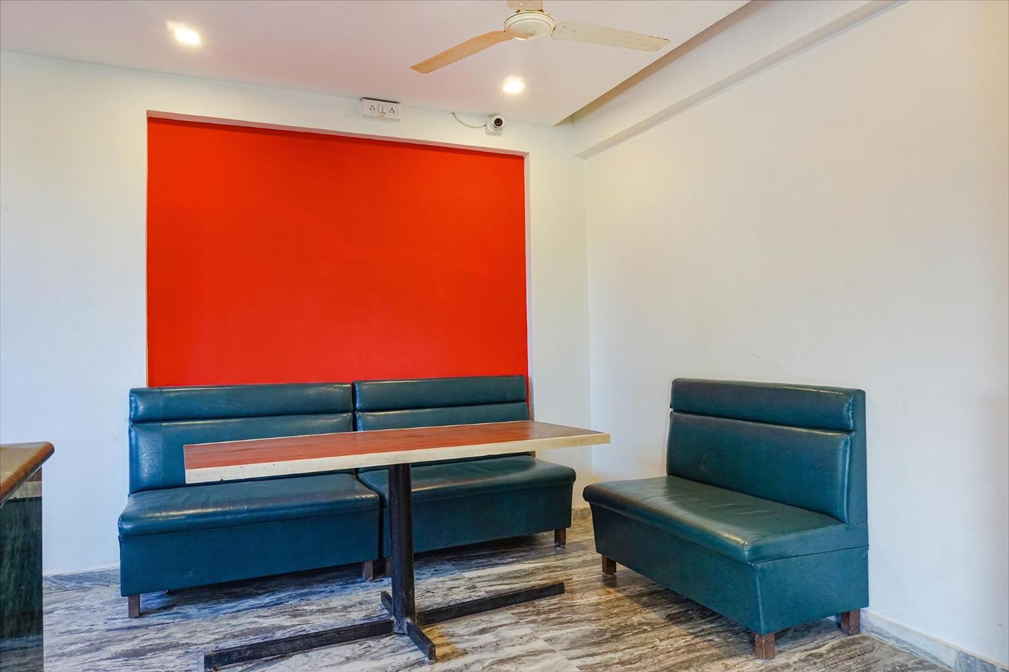 Fabhotel Gokul Lodge Gorhe Khurd Exterior foto